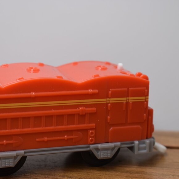 Flynn Fire Truck Motorized Tender Thomas & Friends Mattel Train Battery Operated - Picture 6 of 11